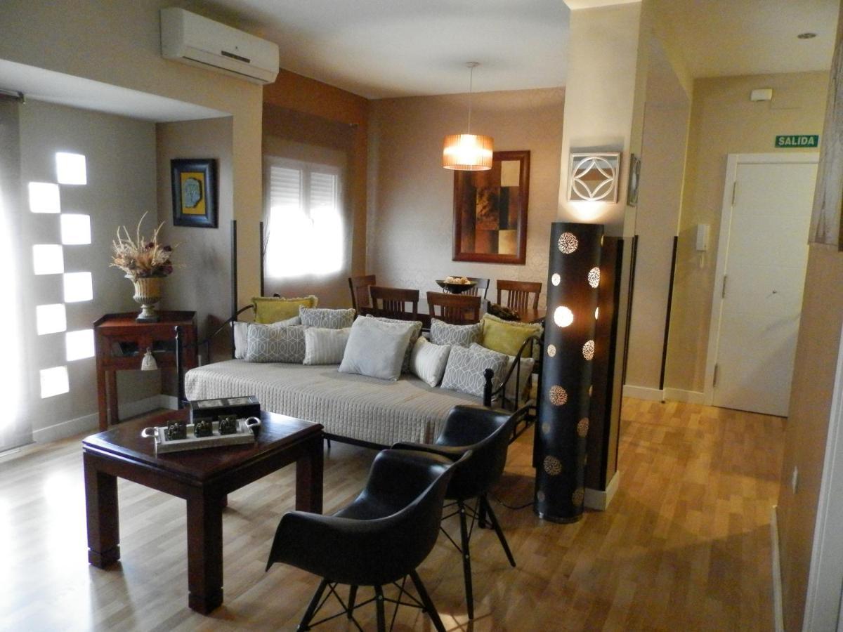 Apartamentos Nundinae เมรีดา ภายนอก รูปภาพ