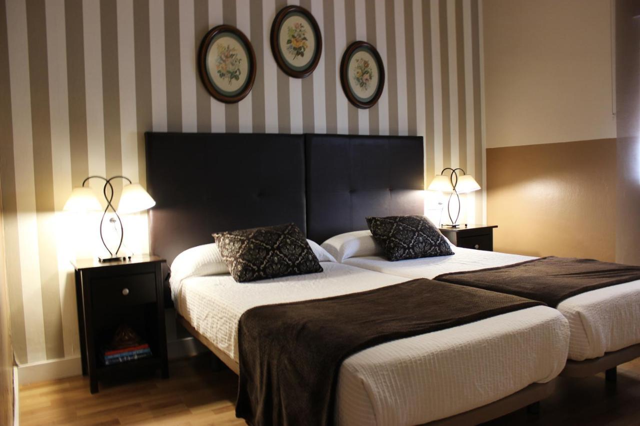 Apartamentos Nundinae เมรีดา ภายนอก รูปภาพ