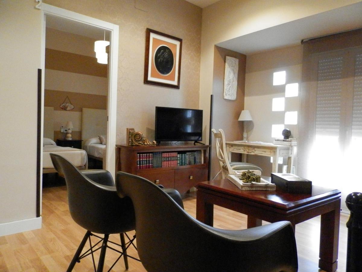 Apartamentos Nundinae เมรีดา ภายนอก รูปภาพ